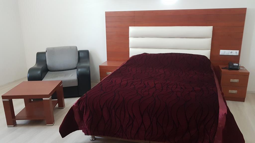 Kafkas Ari Hotel Ardahan Exterior foto